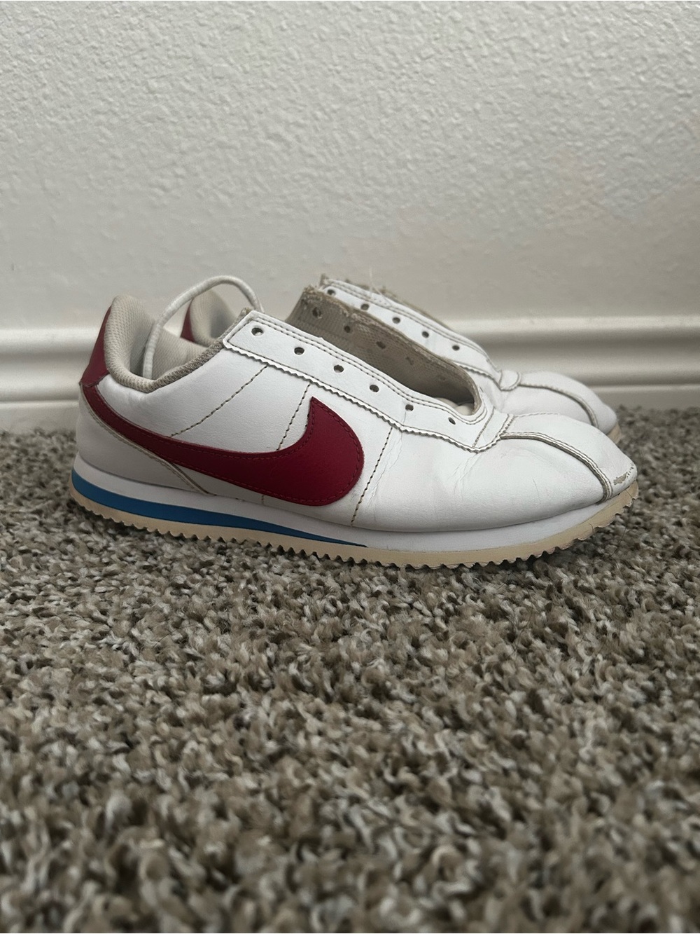 Iconic Nike Cortez Sneakers Features in “Forest Gump” and “Stranger Things”